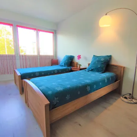 6 Appartements Et 4 Adresses A Mi-Chemin Entre Le Vieux Port Et L Ile De Re Apartment La Rochelle (Charente-Maritime)